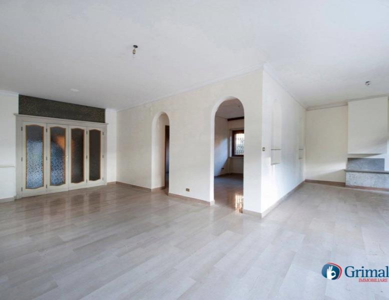 appartamento in vendita a Roma in zona EUR