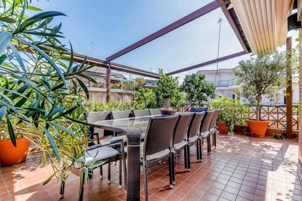 appartamento in vendita a Roma
