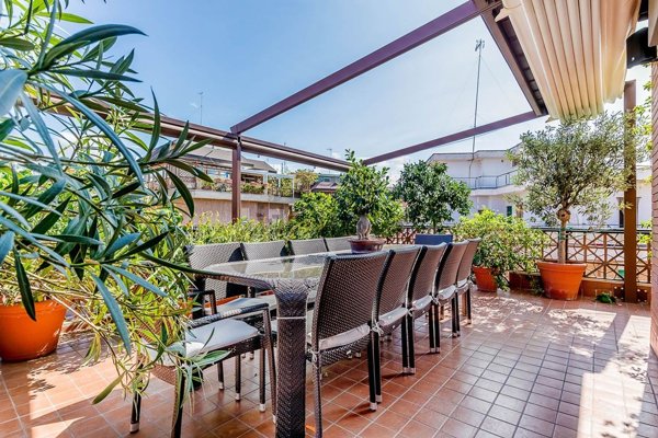 appartamento in vendita a Roma