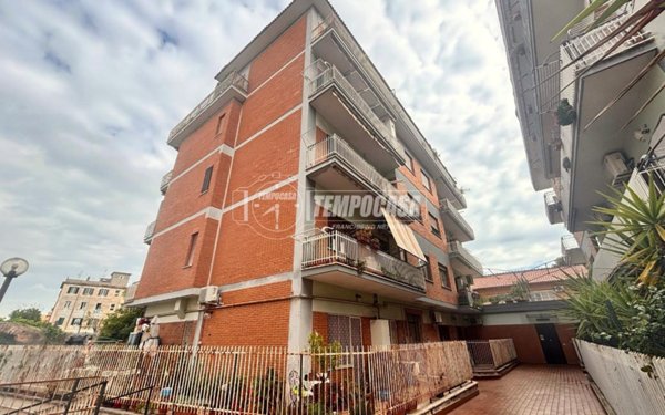 appartamento in vendita a Roma in zona Ponte Mammolo
