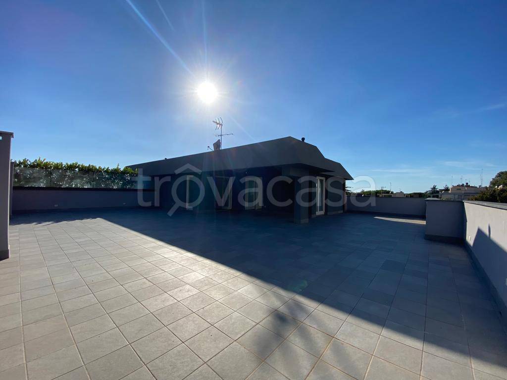 appartamento in vendita a Roma in zona EUR