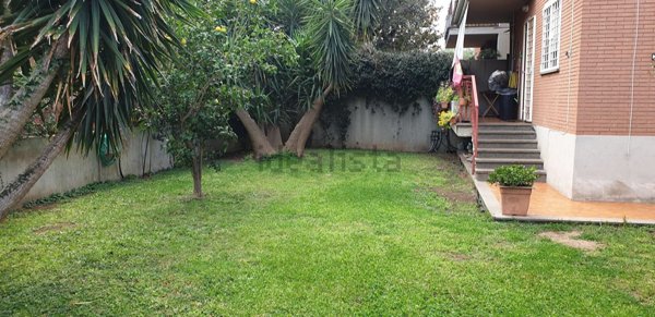 appartamento in vendita a Roma in zona Osteria del Curato