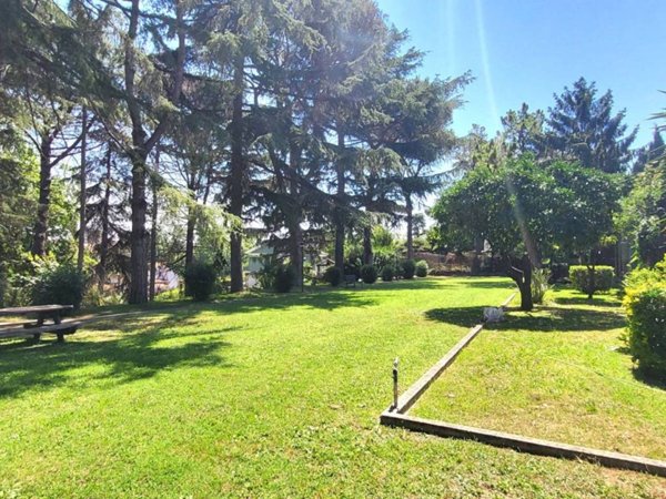 appartamento in vendita a Roma in zona Ostia