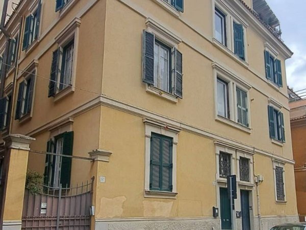 appartamento in vendita a Roma in zona Esquilino