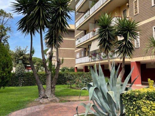 appartamento in vendita a Roma in zona Cinecittà