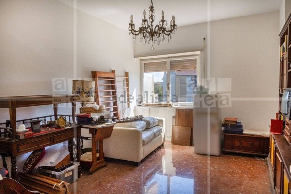 appartamento in vendita a Roma in zona Portuense