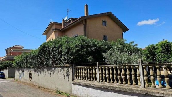 appartamento in vendita a Roma in zona Trigoria