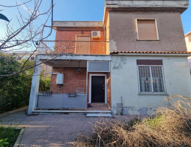 casa indipendente in vendita a Roma in zona Dragona/Bagnoletto