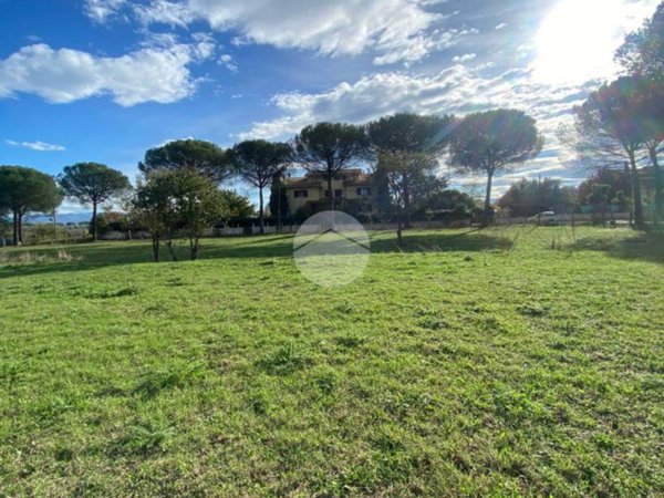 terreno agricolo in vendita a Roma in zona Tor Bella Monaca