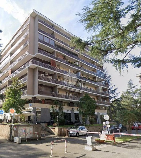 appartamento in vendita a Roma in zona Ardeatino