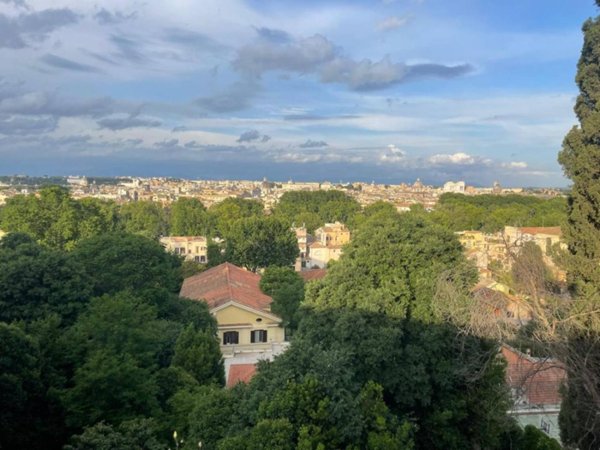 appartamento in vendita a Roma in zona Trastevere