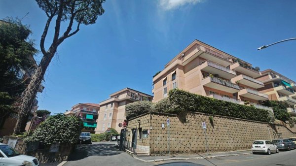 appartamento in vendita a Roma in zona Gianicolense