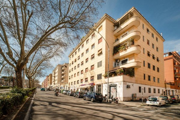 appartamento in vendita a Roma in zona Gianicolense