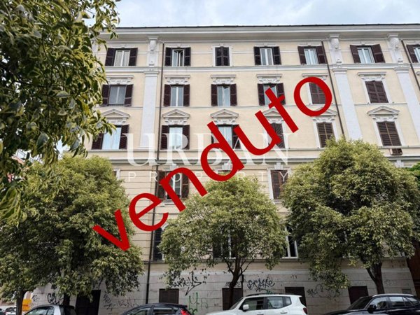 appartamento in vendita a Roma in zona Appio Latino