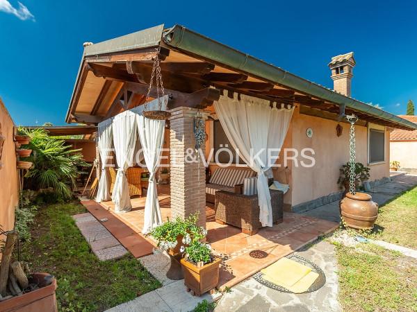 casa indipendente in vendita a Roma in zona Infernetto