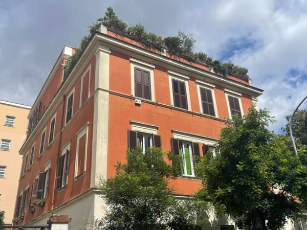 appartamento in vendita a Roma in zona Gianicolense