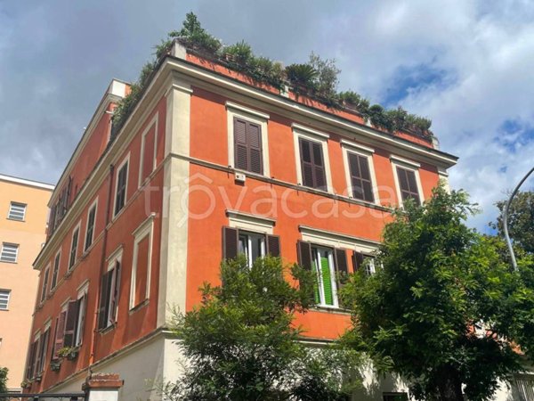 appartamento in vendita a Roma in zona Gianicolense