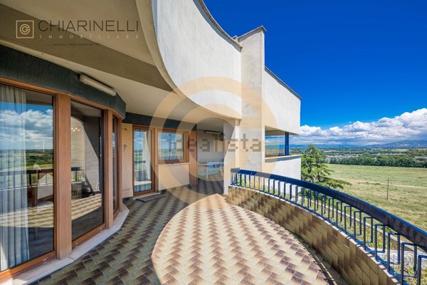 appartamento in vendita a Roma in zona Giuliano Dalmata