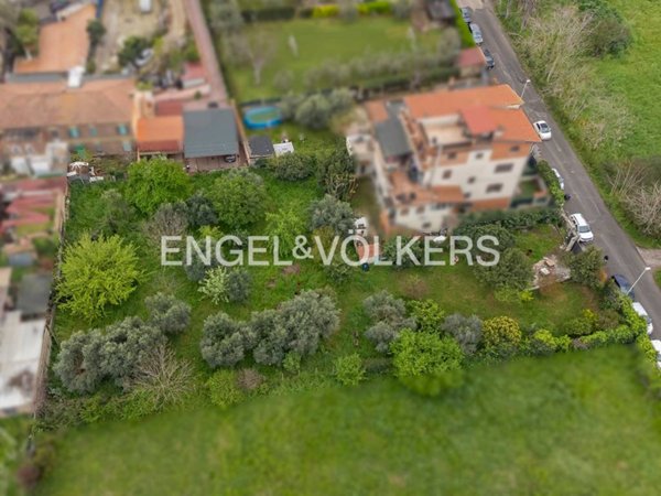 terreno agricolo in vendita a Roma in zona Osteria del Curato