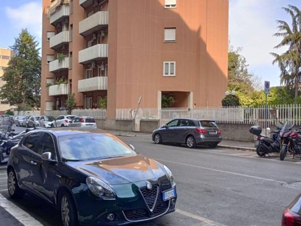 appartamento in vendita a Roma in zona Trastevere