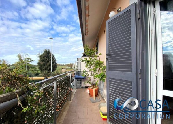 appartamento in vendita a Roma in zona Giardini di Corcolle
