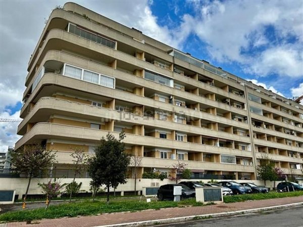 appartamento in vendita a Roma in zona Castel di Leva