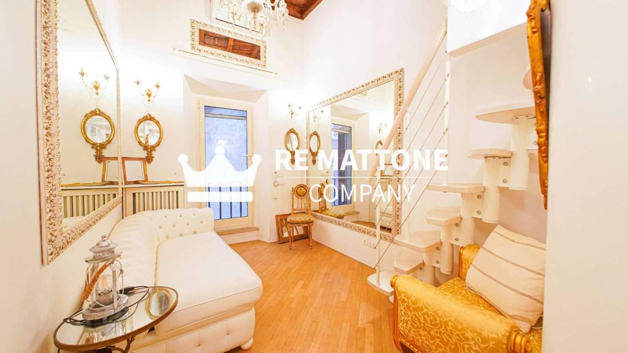 appartamento in vendita a Roma in zona Parione/Sant'Eustachio