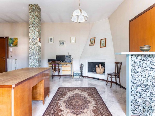 appartamento in vendita a Roma in zona Ostia