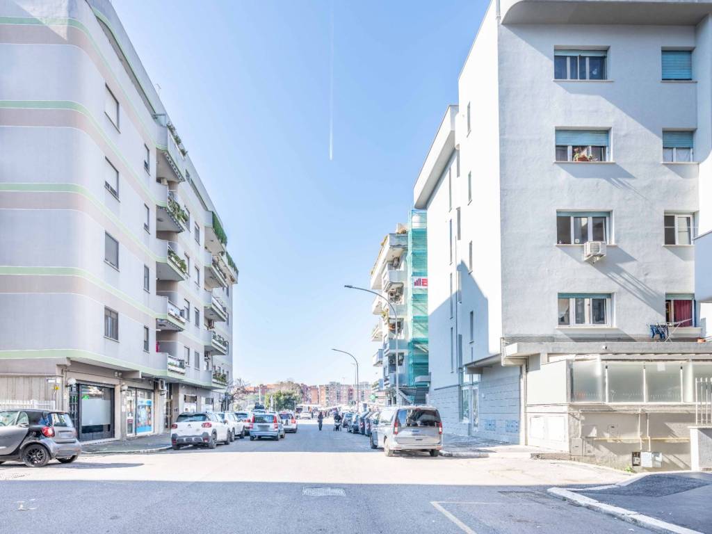 appartamento in vendita a Roma in zona Ostia