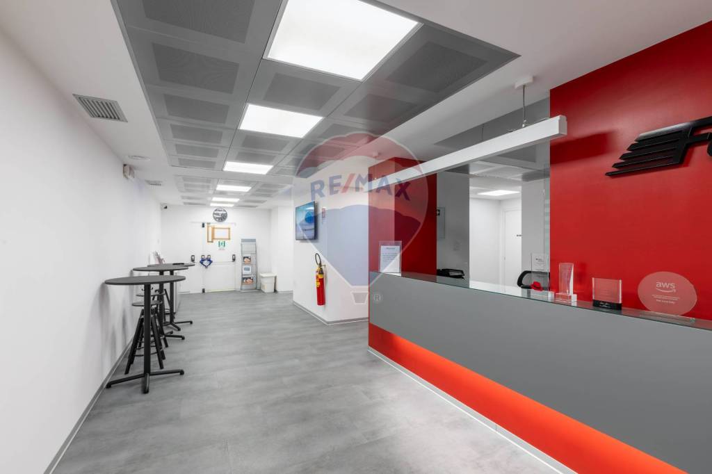 ufficio in vendita a Roma in zona EUR