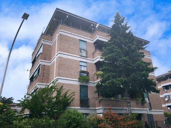 appartamento in vendita a Roma in zona Gianicolense