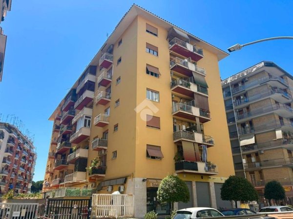 appartamento in vendita a Roma in zona Cinecittà