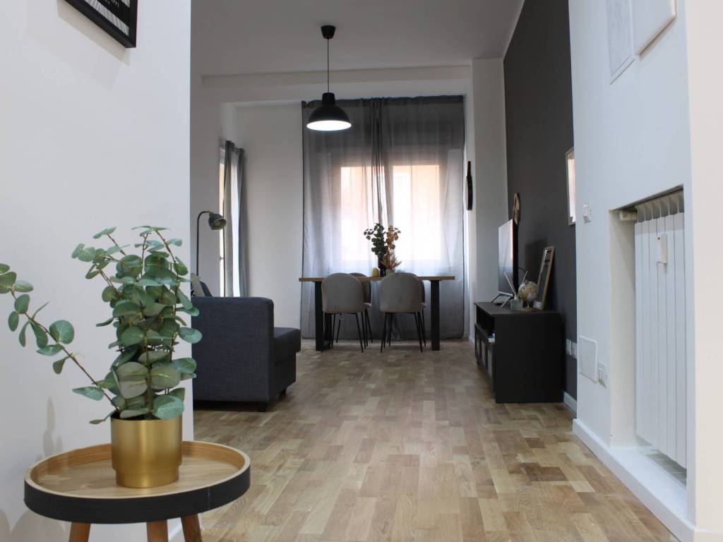 appartamento in vendita a Roma in zona Prenestino-Labicano