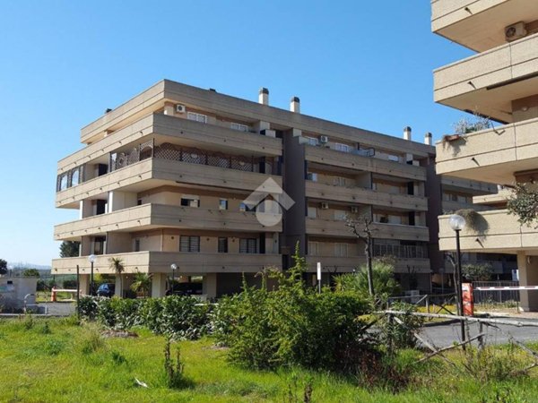 appartamento in vendita a Roma in zona Ponte di Nona