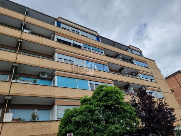 appartamento in vendita a Roma in zona Ostiense