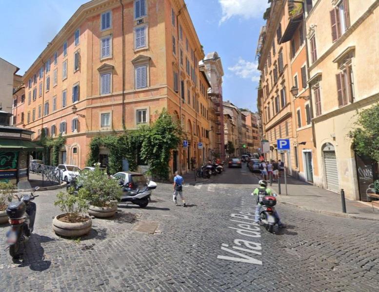 negozio in vendita a Roma in zona Centro Storico