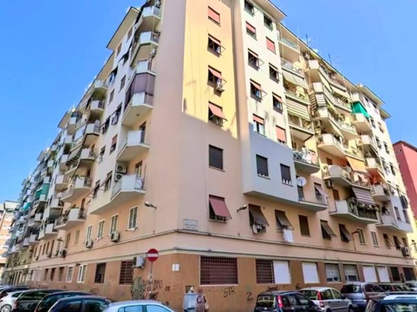 appartamento in vendita a Roma in zona Cinecittà