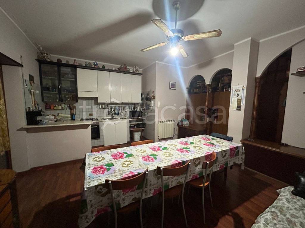 appartamento in vendita a Roma in zona Massimina/Casal Lumbroso