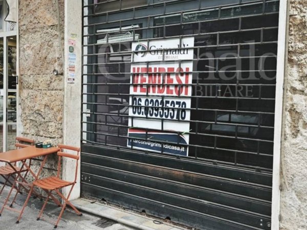 negozio in vendita a Roma in zona Portuense