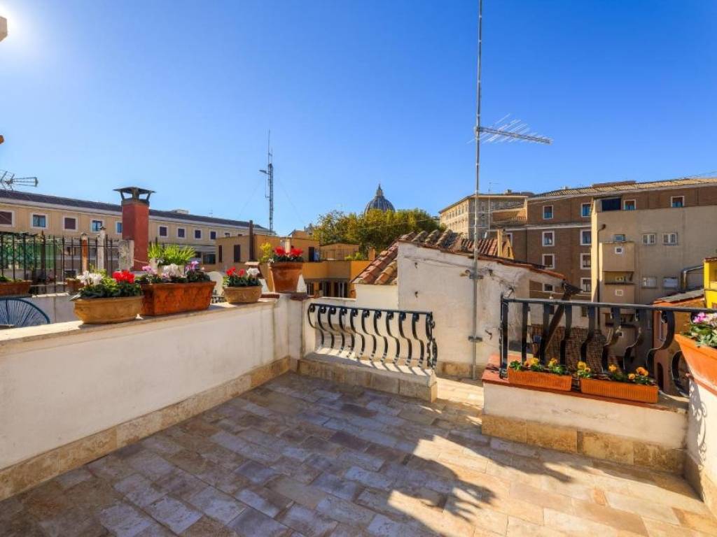 appartamento in vendita a Roma