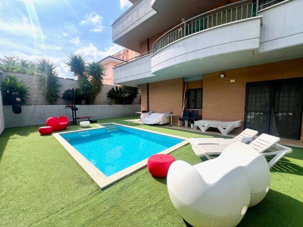 appartamento in vendita a Roma in zona Massimina/Casal Lumbroso