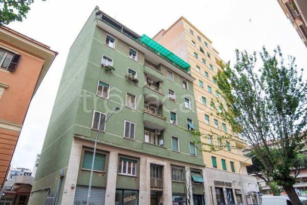 appartamento in vendita a Roma in zona Tuscolano