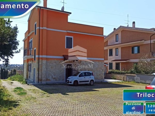 appartamento in vendita a Roma in zona Romanina