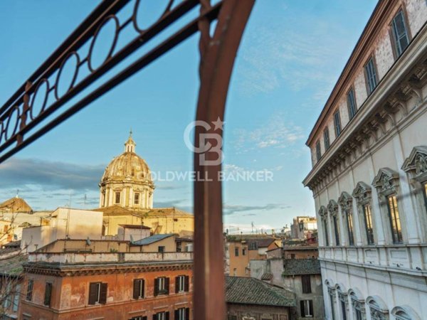 negozio in vendita a Roma in zona Centro Storico