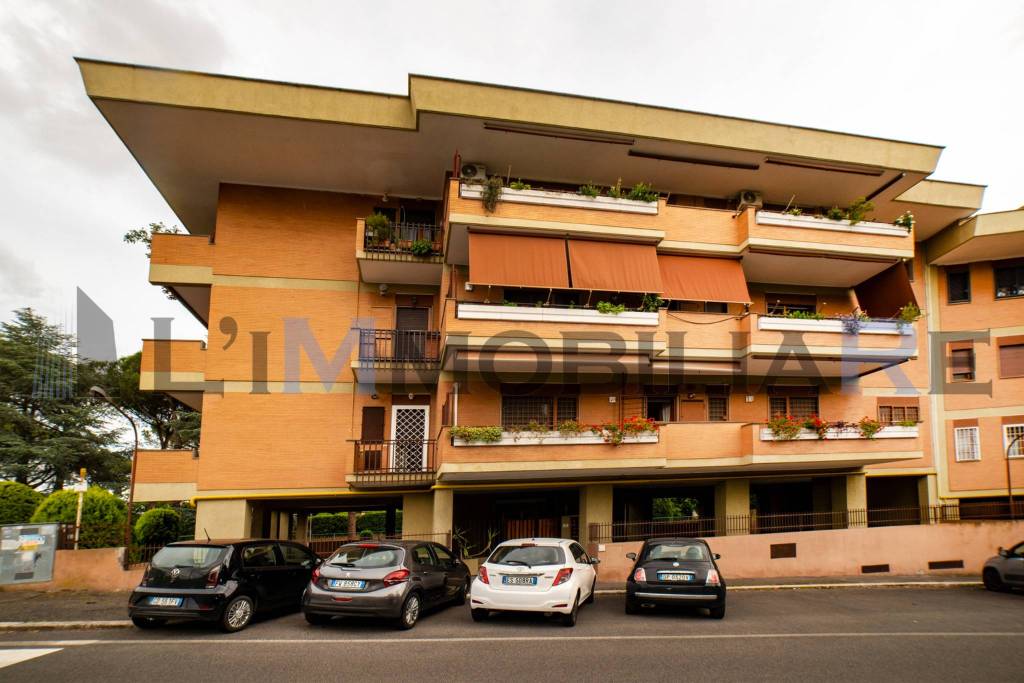 appartamento in vendita a Roma in zona Aurelio