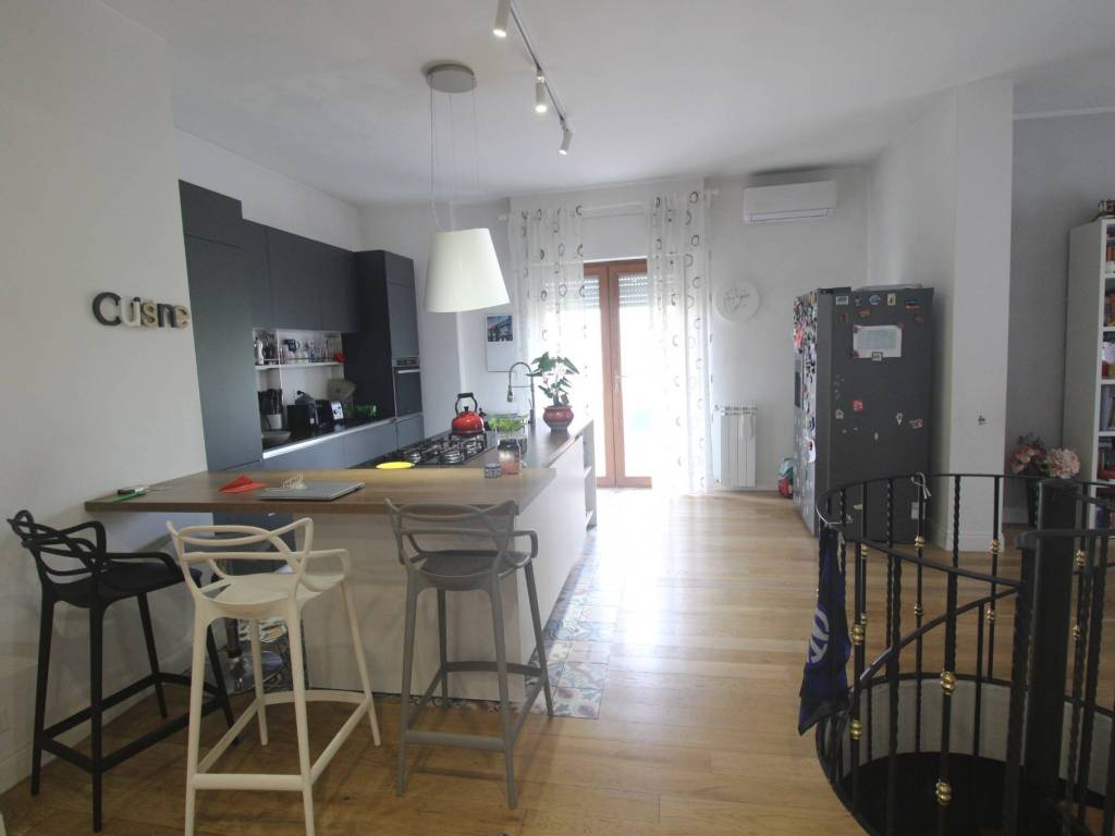 appartamento in vendita a Roma in zona Romanina