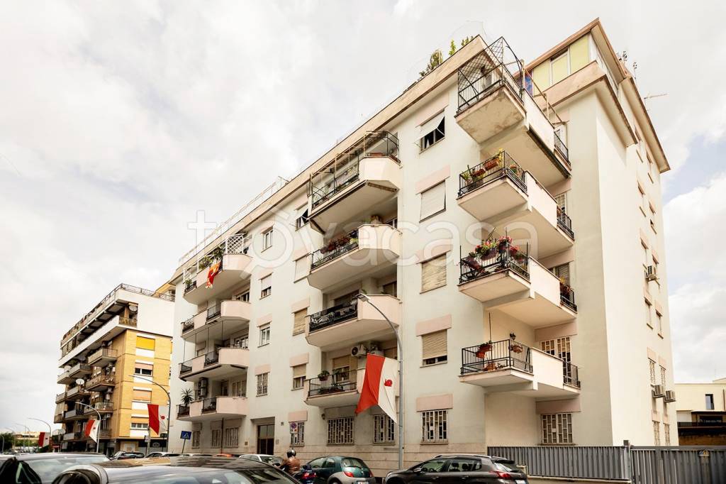appartamento in vendita a Roma in zona Collatino