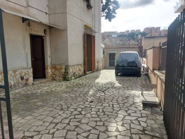 appartamento in vendita a Roma in zona Ponte Mammolo