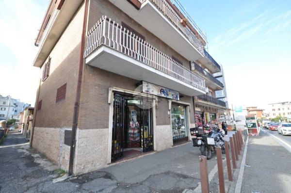 appartamento in vendita a Roma in zona Finocchio