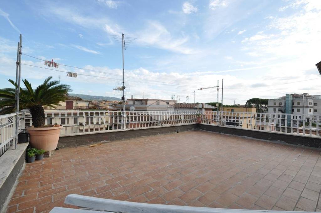 appartamento in vendita a Roma in zona Finocchio